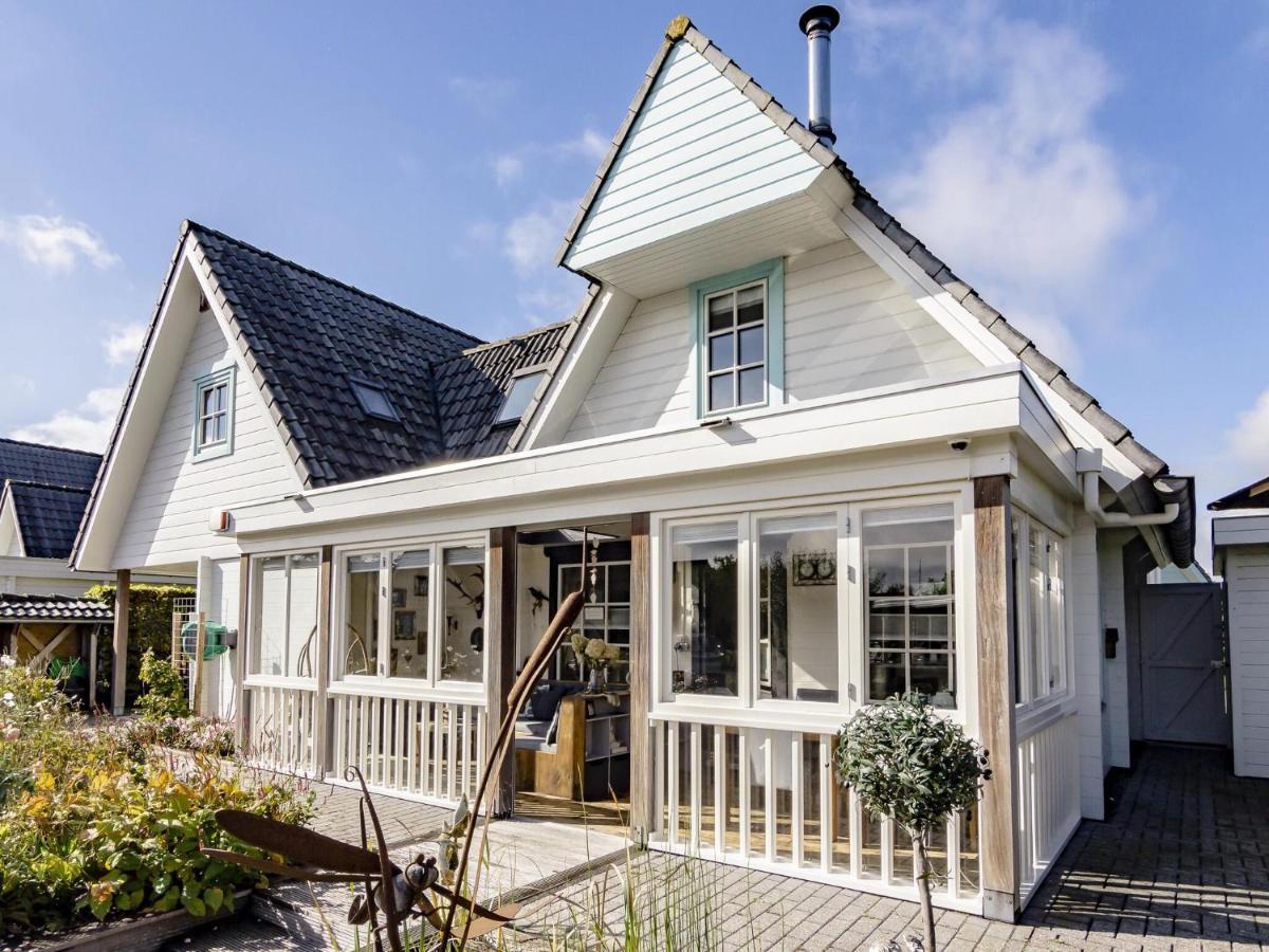 Beautiful Holiday Home With Private Terrace Kropswolde エクステリア 写真