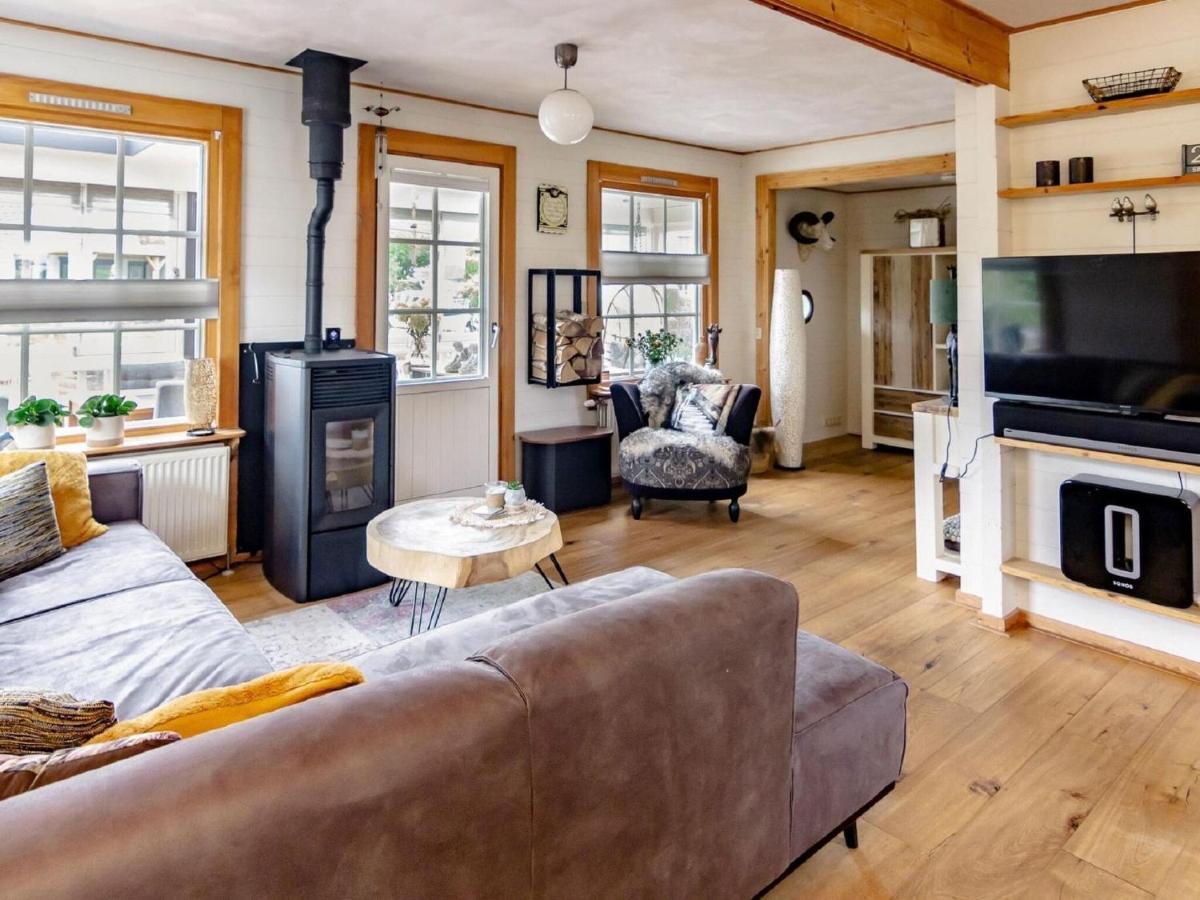 Beautiful Holiday Home With Private Terrace Kropswolde エクステリア 写真